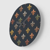 Dunkle Erde Waldlandschaft Fleur-de-lis Design Große Wanduhr (Winkel)