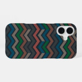 Dunkle Erde Waldlandschaft Zickzack-Chevron iPhone 16 Hülle (Rückseite (Horizontal))