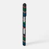 Dunkle Erde Waldlandschaft Zickzack-Chevron iPhone 16 Hülle (Rechte Seite)