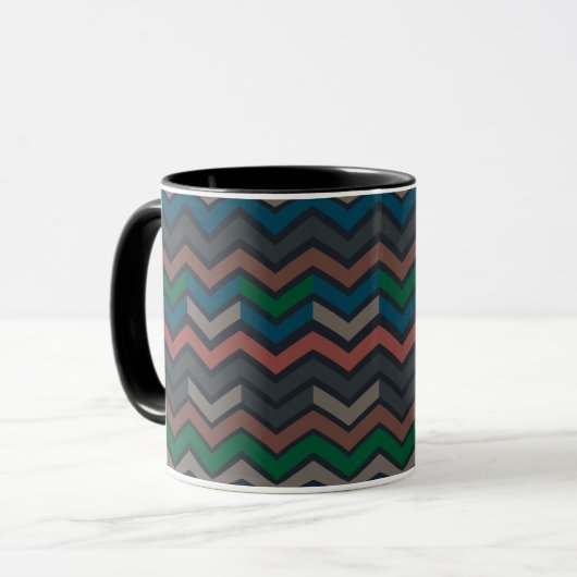 Dunkle Erde Waldlandschaft Zickzack-Chevron Tasse (Vorderseite Links)
