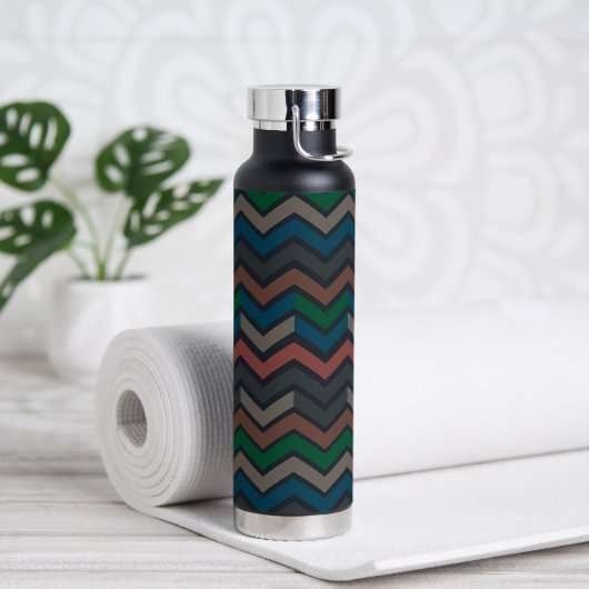 Dunkle Erde Waldlandschaft Zickzack-Chevron Trinkflasche (Yoga)