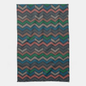 Dunkle Erdene Waldlandschaft Zickzack-Chevron Geschirrtuch (Vertikal)