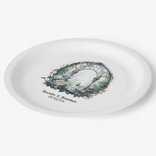 Dunkle Fantasy Castle Gotische Hochzeit Pappteller (Schrägansicht)