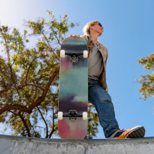 Dunkle farbenfrohe abstrakte Mischung Skateboard