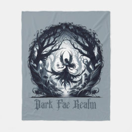 Dunkle Fee im Zauberwald Fleecedecke