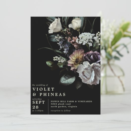 Dunkle Floral auf schwarz | Moody Modern Wedding Einladung (Stehend Vorderseite)
