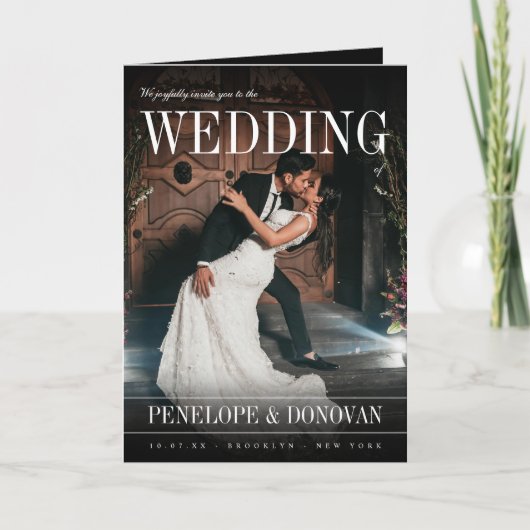 Dunkle Foto Magazine QR-Code in einer Hochzeit Einladung (Vorderseite)