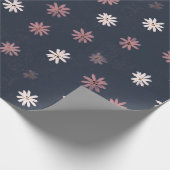 Dunkle Gänseblümchen-Frühlingsgeschenkverpackung Geschenkpapier (Ecke)