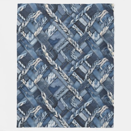 Dunkle gestörte Denim Patchwork und Braids Fleecedecke (Vorderseite)