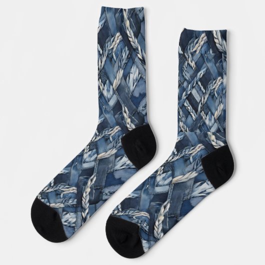 Dunkle gestörte Denim Patchwork und Braids Socken (Linkes Detail)