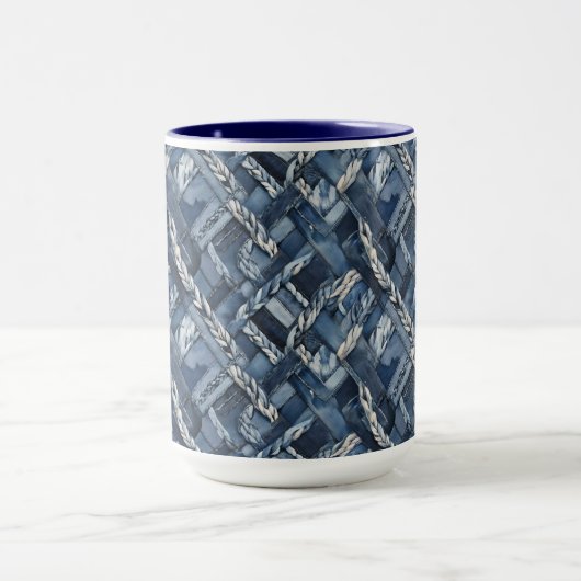 Dunkle gestörte Denim Patchwork und Braids Tasse (Zentrum)