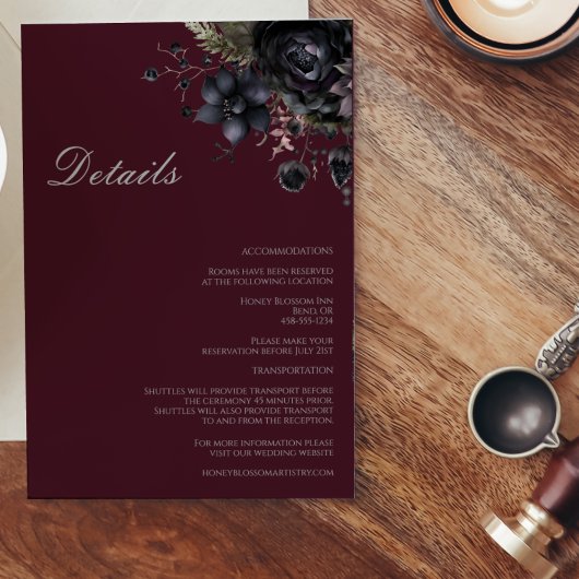 Dunkle Gothic Floral Burgundy Wedding Details Begleitkarte