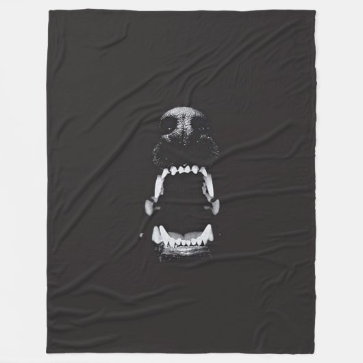 Dunkle gotische Höllen-Jagdhund-Fantasie-Kunst Fleecedecke (Vorderseite)