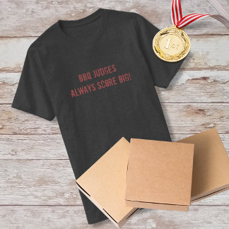 Dunkle GRILLEN beurteilt immer groß! TShirt