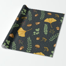 Dunkle Herbst-Geschenkverpackung mit Ginkgoblätter