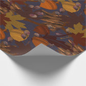 Dunkle Herbstlaub verbinden Zweige Geschenkpapier (Ecke)