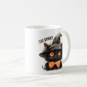 Dunkle Hexenkatze mit Bow-Krawatte Halloween Kaffeetasse (VorderseiteRechts)