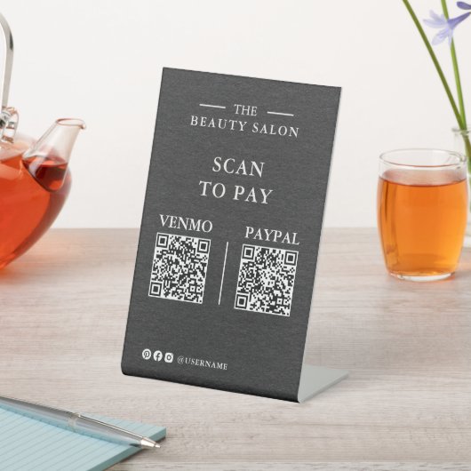 Dunkle Holzkohle-Dual-QR-Code-Scan-to-Pay — Lash T Sockelschild (In SItu)