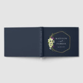 Dunkle Lila Blüten Hochzeit Gästebuch (Voll)