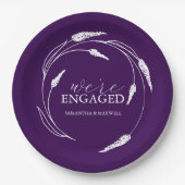 Dunkle Lila Hochzeitspapier-Teller Blumengestelle  Pappteller (Vorderseite)