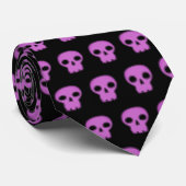 Dunkle Lila Mauve Black Skulls Muster Mens Krawatte (Gerollt)