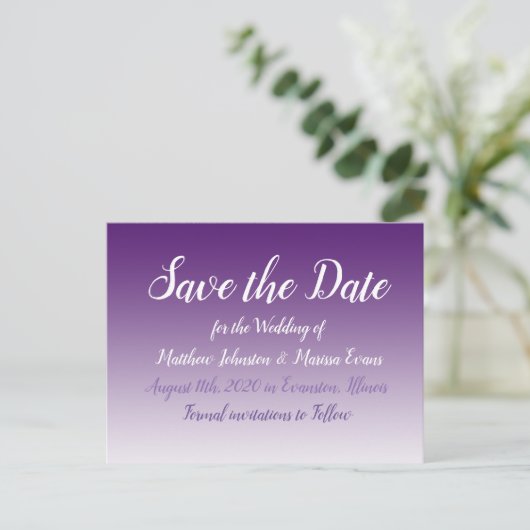Dunkle Lila Personalisierte Save the Date Postkart Postkarte (Stehend Vorderseite)
