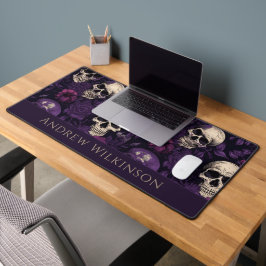 Dunkle Lila Skulls Rose Gothic Schreibtischunterlage