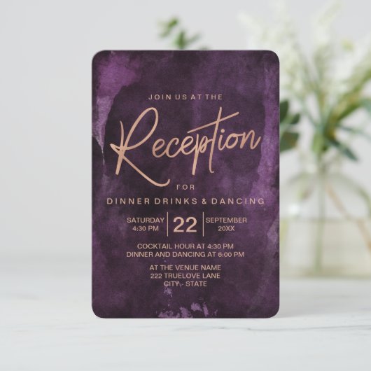 Dunkle Lila und Rose Gold Hochzeitsempfang Einladung (Stehend Vorderseite)