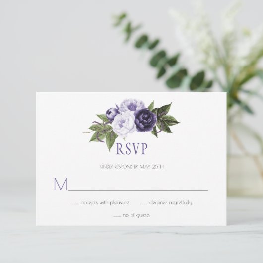 Dunkle Lila und violette Peonies Wedding RSVP | (Stehend Vorderseite)