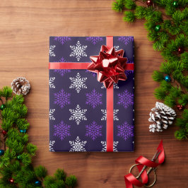 Dunkle Lila Weihnachtsschneeflocke Nahtloses Muste Geschenkpapier
