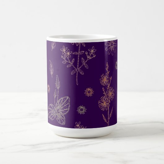 Dunkle Lila Wildblume Gemusterte Tasse (Mittel)