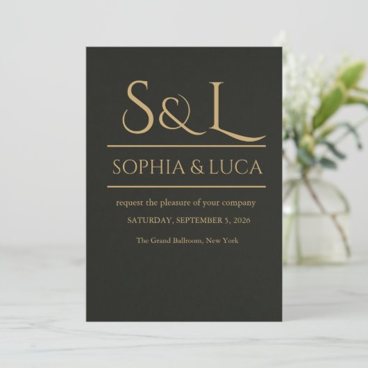 Dunkle Luxus-Monogramm-Hochzeitseinladung Einladung (Stehend Vorderseite)