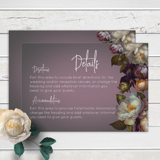 Dunkle Moody Mauve Floral Moderne Details Begleitkarte