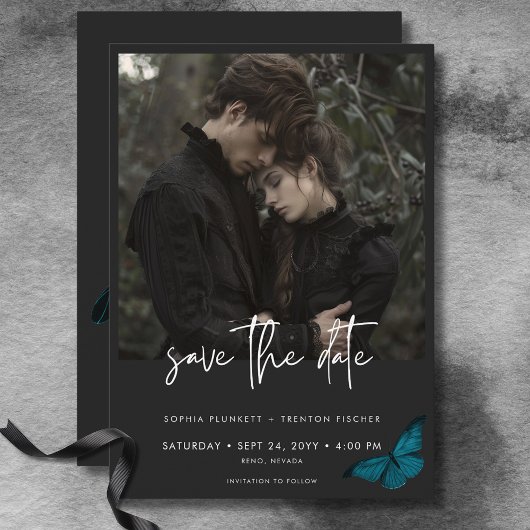 Dunkle Moody Minimal Aquamarin Moth Foto Hochzeit Save The Date