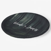 Dunkle Moody-Waldbäume bei Twilight-Hochzeit Pappteller (Schrägansicht)