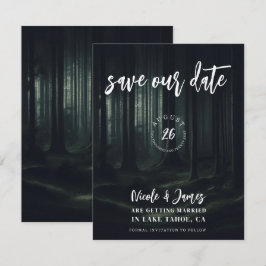 Dunkle Moody-Waldbäume bei Twilight Save the Date Einladung