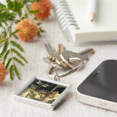 Dunkle Naturlandschaft durch Vision Studio Schlüsselanhänger (Seite)