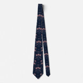 Dunkle Navy- & Staubrosa Vintage-Blumen Nahtlos Krawatte (Vorderseite)