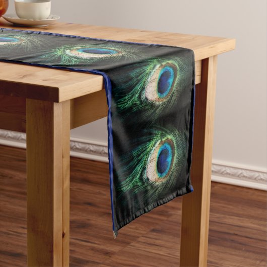 Dunkle Pfau-Feder Kurzer Tischläufer (Beispiel)