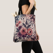 Dunkle Romance Burgund Art Deco Blumen Sommer Tasche (Von Nahem)