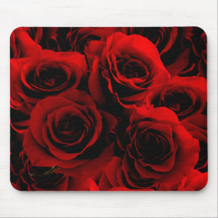 Dunkle Rote Rosen für Sie Mousepad