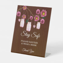 Dunkle rustikal rosa Blumenmason Jar Hochzeitsiche