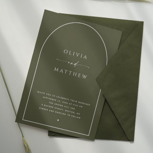 Dunkle Sage Arch Woodland Hochzeit. Foto + QR Einladung