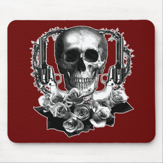 Dunkle Schädel-Gewehre und Rosen Schwarzweiss Mousepad