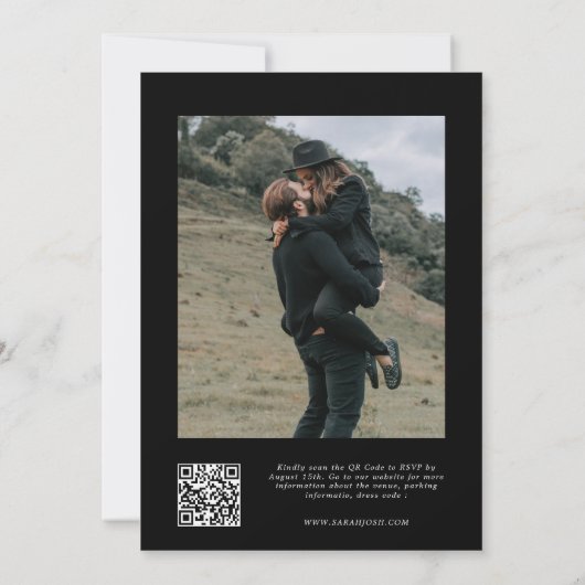 Dunkle schwarze Unique Typografy Engagement Party Einladung (Rückseite)