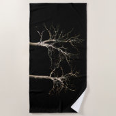 Dunkle Seite 9 btcna Strandtuch (Vorderseite)