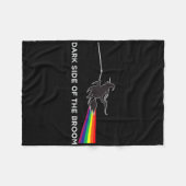 Dunkle Seite des Broom Clic Rock Witch Funny Hallo Fleecedecke (Vorderseite (Horizontal))