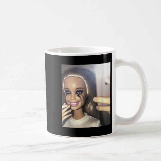 Dunkle Spaß Puppe Rauchen Selfie Parody Kaffeetasse (Rechts)