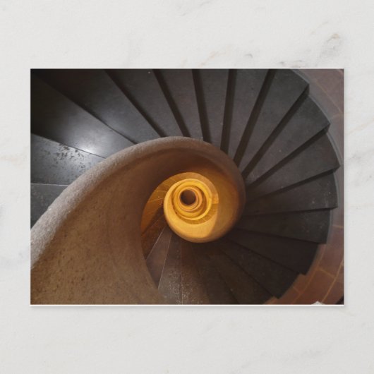 Dunkle Spiraltreppen Foto Postkarte (Vorderseite)