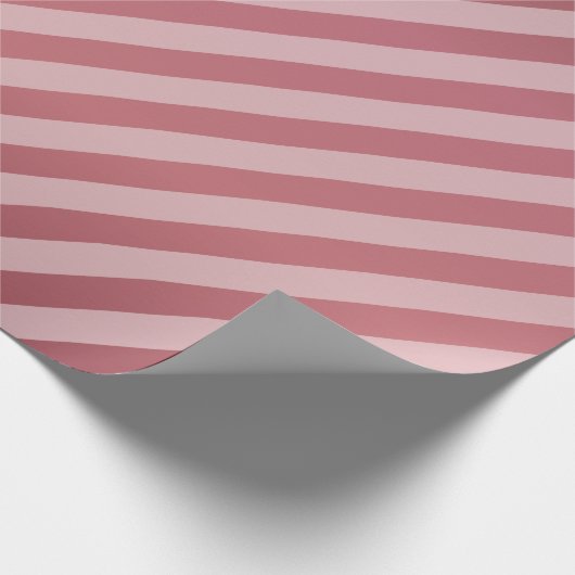 Dunkle staubige malvenfarbene und diagonale geschenkpapier (Ecke)